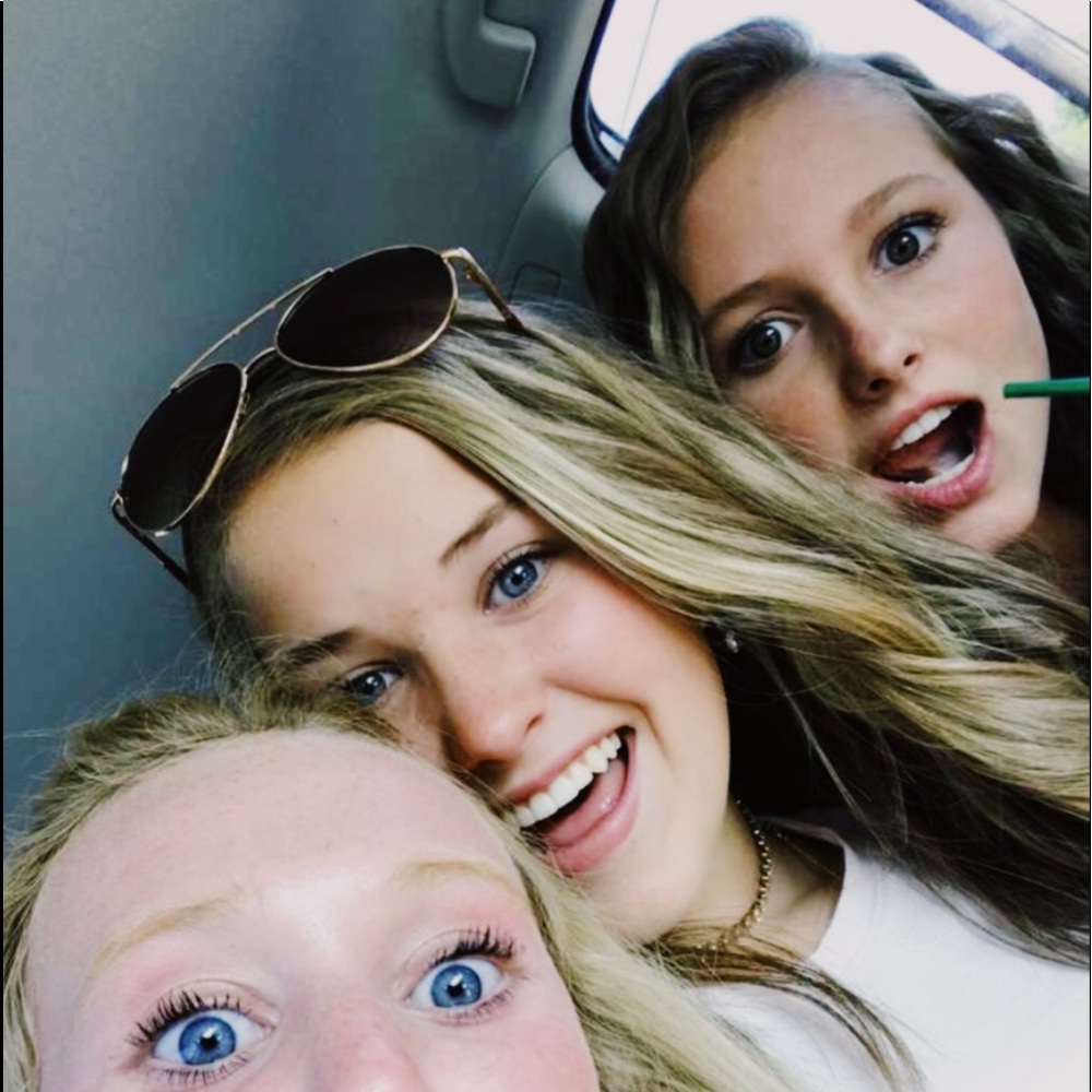 Meet your Posher, Presly